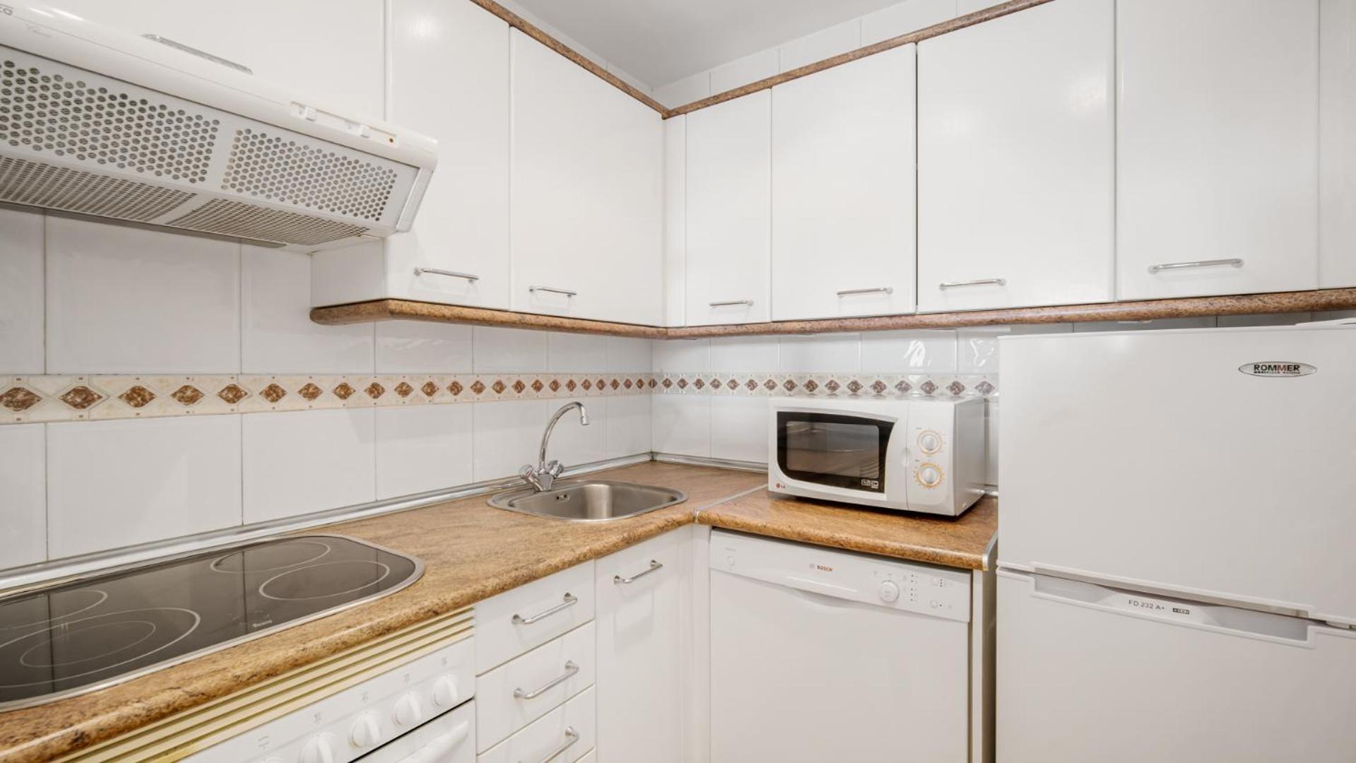 1 Bedroom Apartment, With Sea Views, In Medina Garden - Puerto Banus *